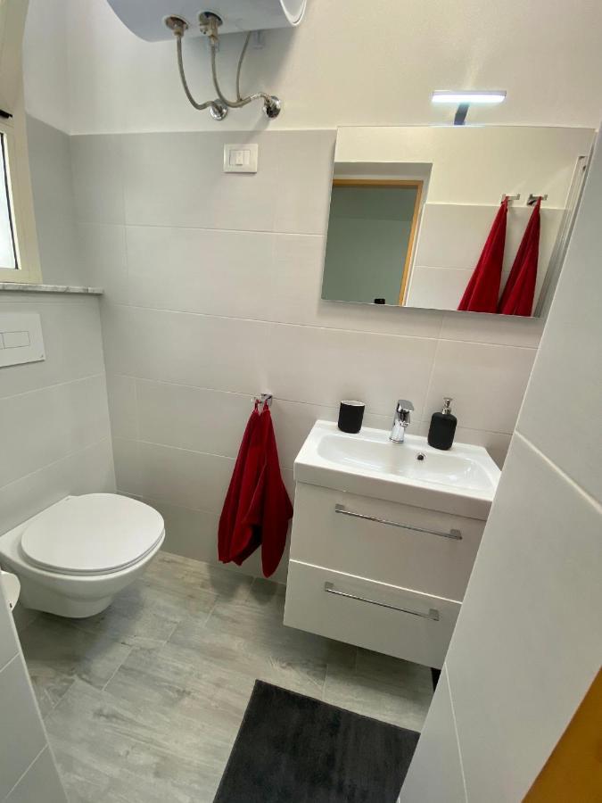 Pisani Apartment Bari Kültér fotó